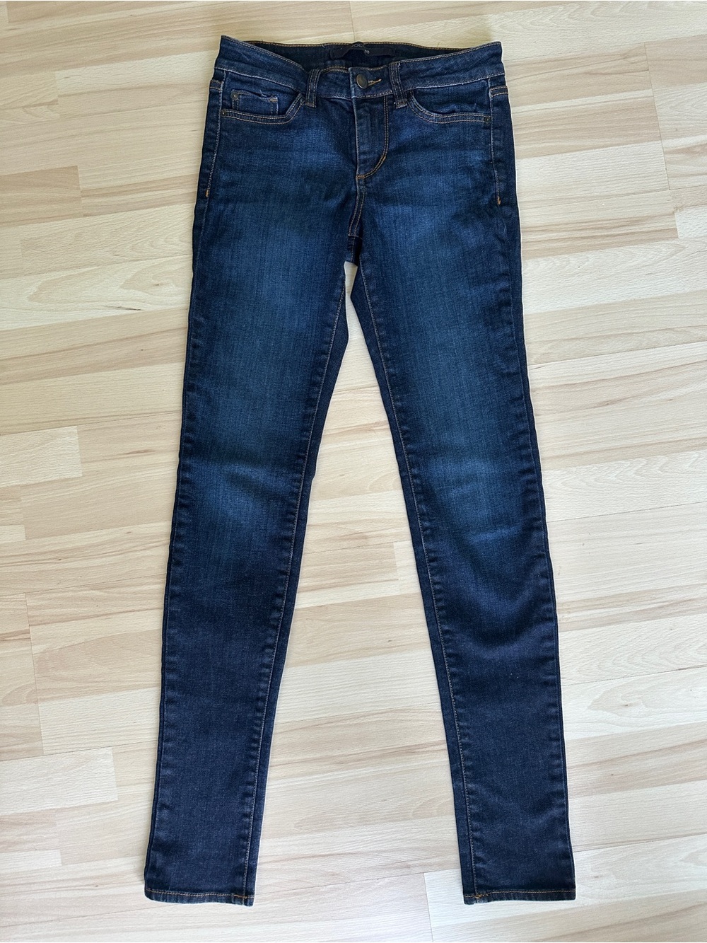 Joe’s Jeans W25 Dark Wash Skinny Jeans